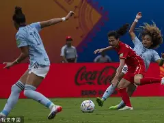 阿根廷女足在比赛中大放异彩,豪取胜利 阿根廷女足在比赛中大放异彩,豪取胜利