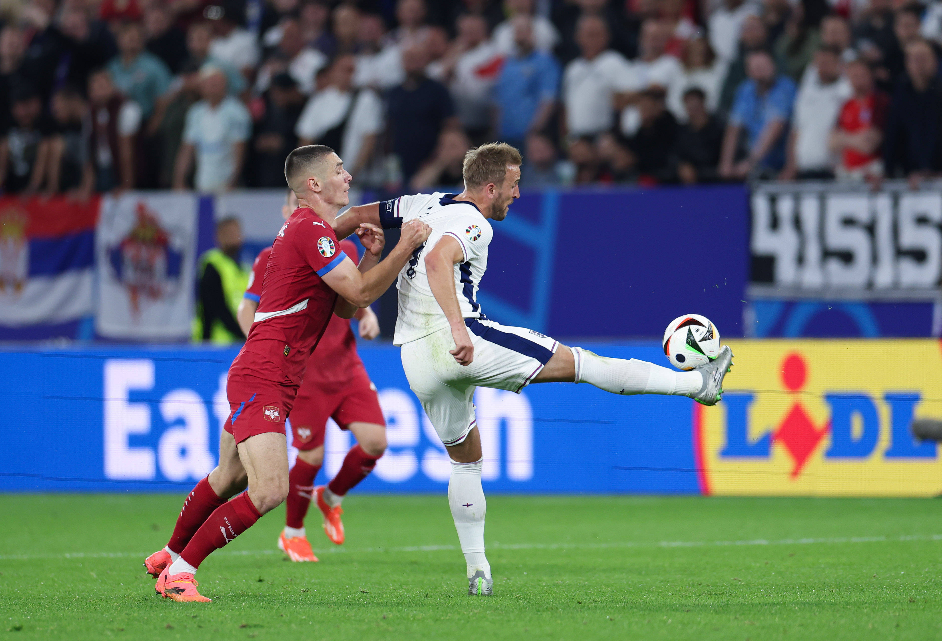 引人瞩目的欧国联赛决胜战在望! 引人瞩目的欧国联赛决胜战在望!