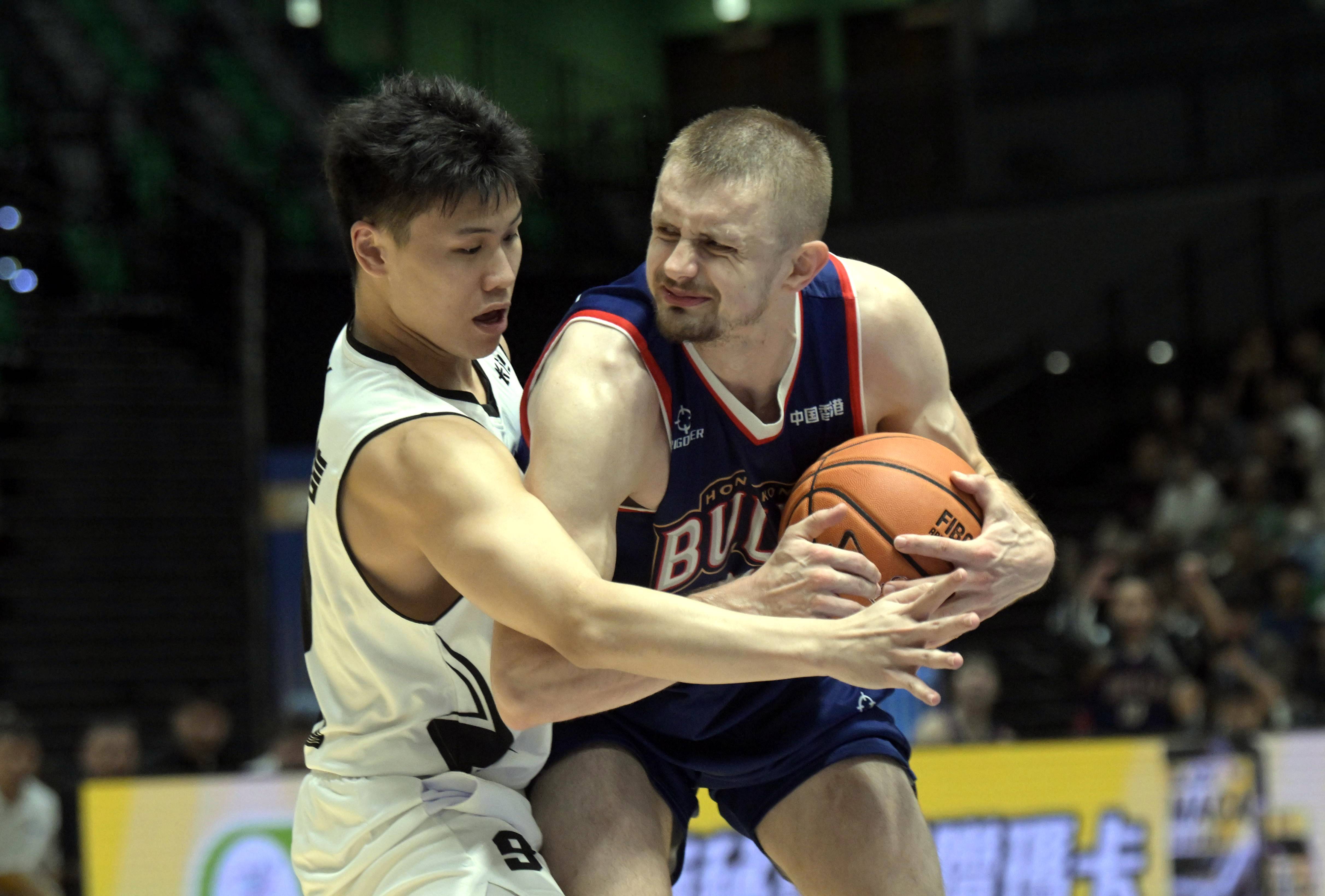 包含新援外援加盟，火力全开带领球队赢下比赛的词条